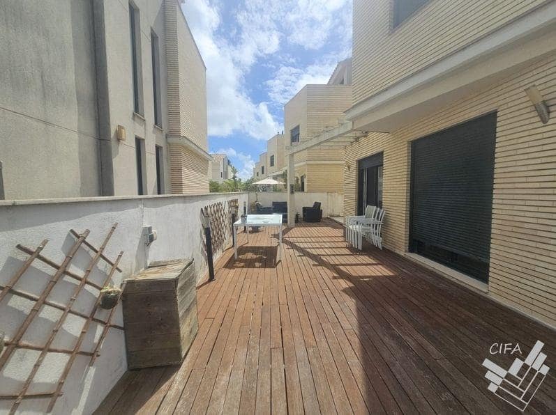 4 chambre Villa/Maison à vendre à Vinaros avec garage - 369 000 € (Ref: 9826663)