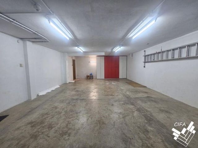 4 chambre Villa/Maison à vendre à Vinaròs avec garage - 369 000 € (Ref: 9826663)