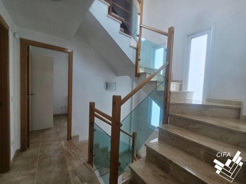 4 chambre Villa/Maison à vendre à Vinaros avec garage - 369 000 € (Ref: 9826663)