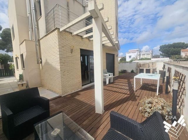 4 chambre Villa/Maison à vendre à Vinaròs avec garage - 369 000 € (Ref: 9826663)