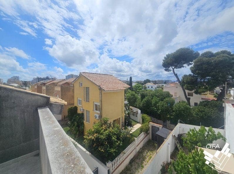 4 chambre Villa/Maison à vendre à Vinaros avec garage - 369 000 € (Ref: 9826663)