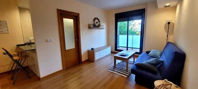 2 slaapkamer Appartement te huur in Sant Jordi met zwembad garage - € 600 (Ref: 9829194)