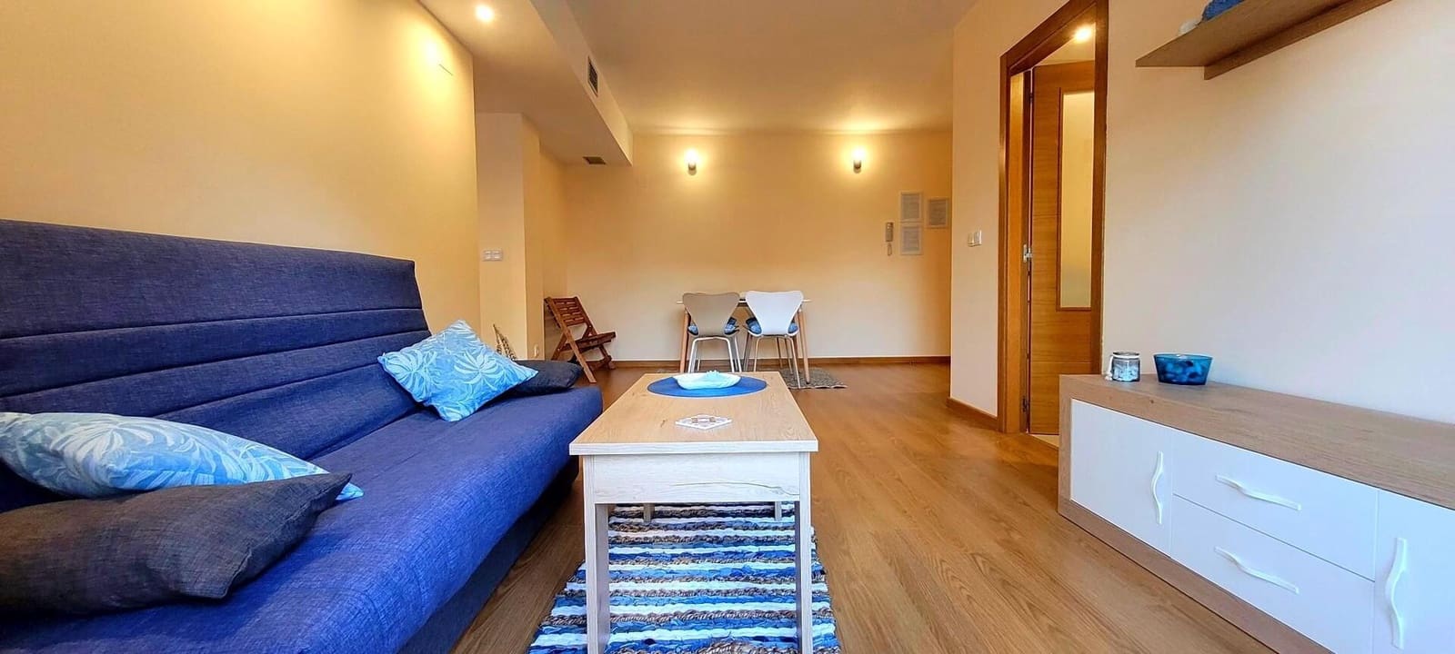 2 bedroom Apartment for rent in Sant Jordi with pool garage - € 600 (Ref: 9829194)