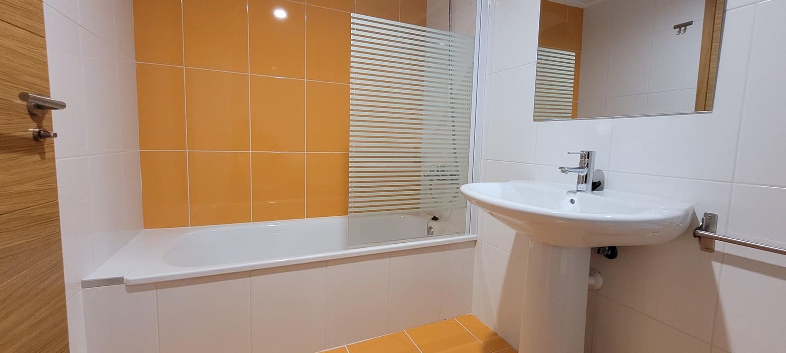 2 bedroom Apartment for rent in Sant Jordi with pool garage - € 600 (Ref: 9829194)