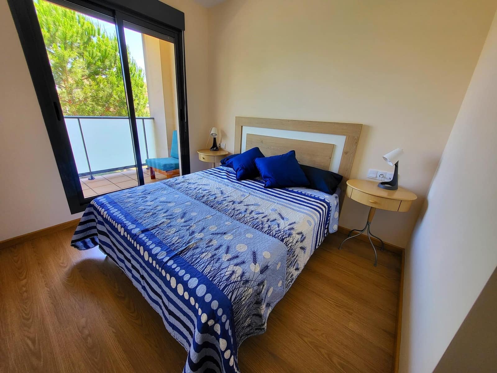 2 bedroom Apartment for rent in Sant Jordi with pool garage - € 600 (Ref: 9829194)