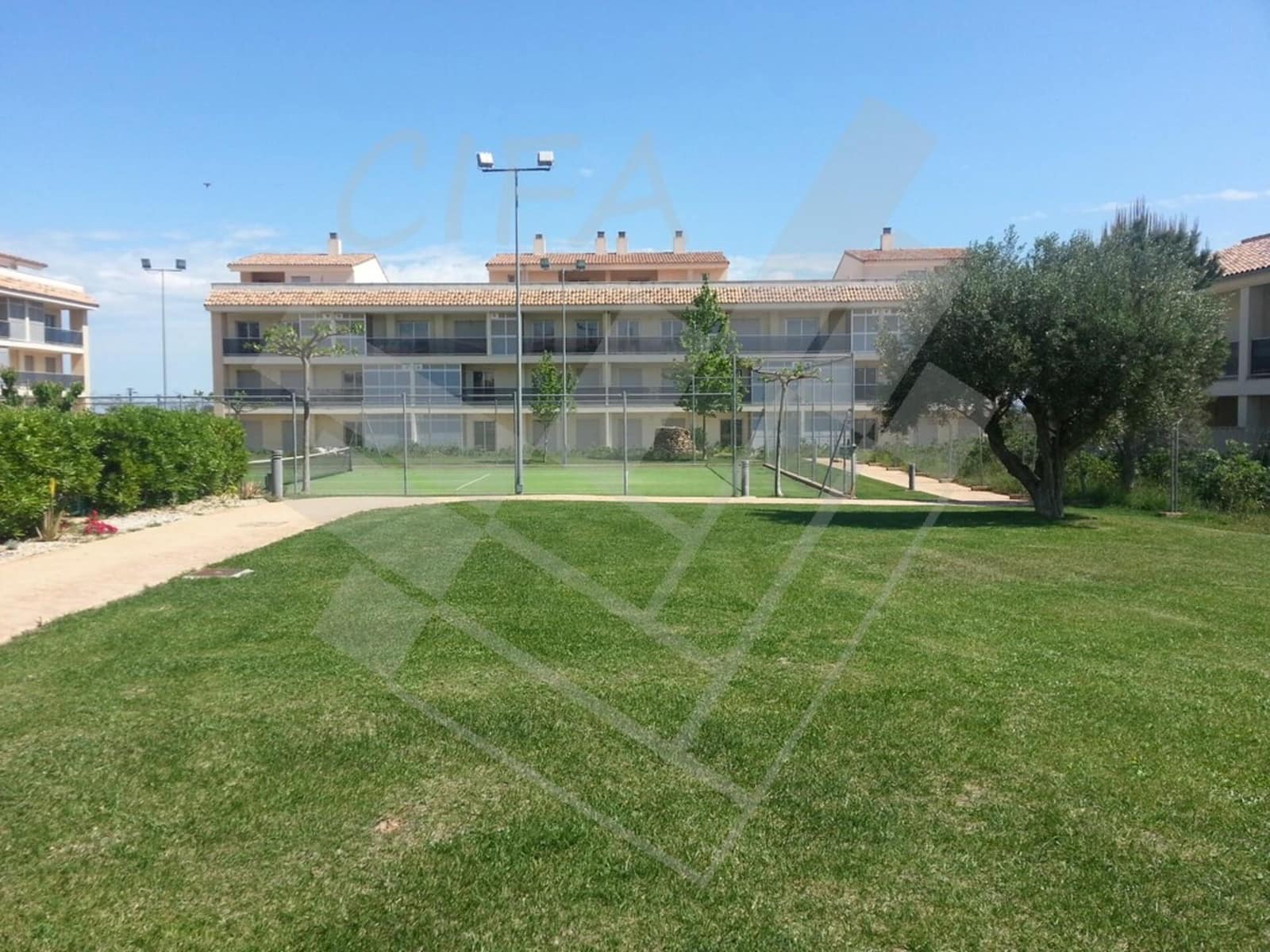 2 bedroom Apartment for rent in Sant Jordi with pool garage - € 600 (Ref: 9829194)