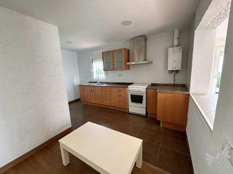 1 bedroom Villa for rent in Vinaros with garage - € 1,000 (Ref: 9840377)