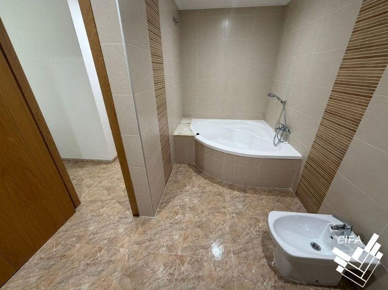 3 bedroom Flat for rent in Vinaros - € 700 (Ref: 9873534)