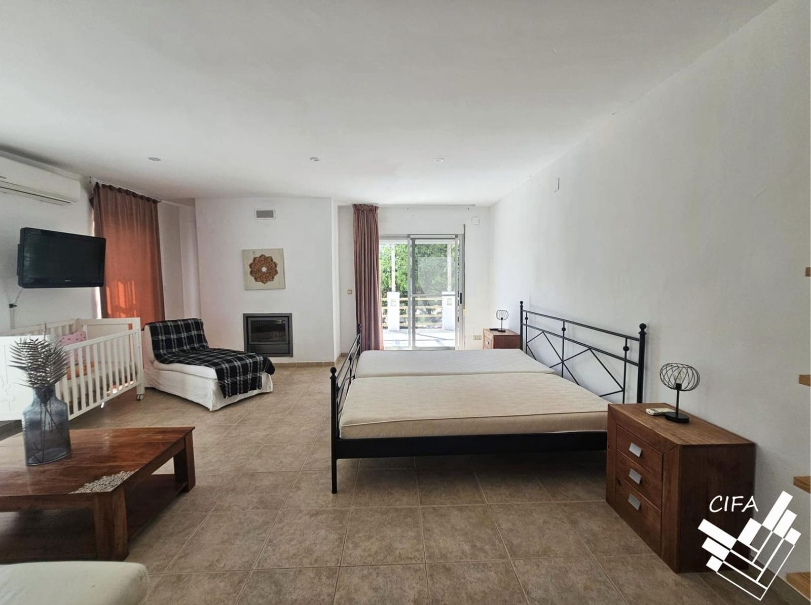 4 sovrum Villa till salu i Calig - 590 000 € (Ref: 9899203)