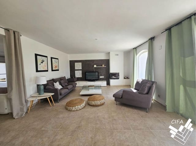 4 sovrum Villa till salu i Càlig - 590 000 € (Ref: 9899203)