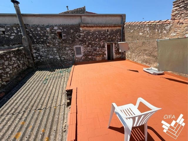 Casa de 5 habitaciones en La Salzedella en venta con garaje - 60.000 € (Ref: 9915865)