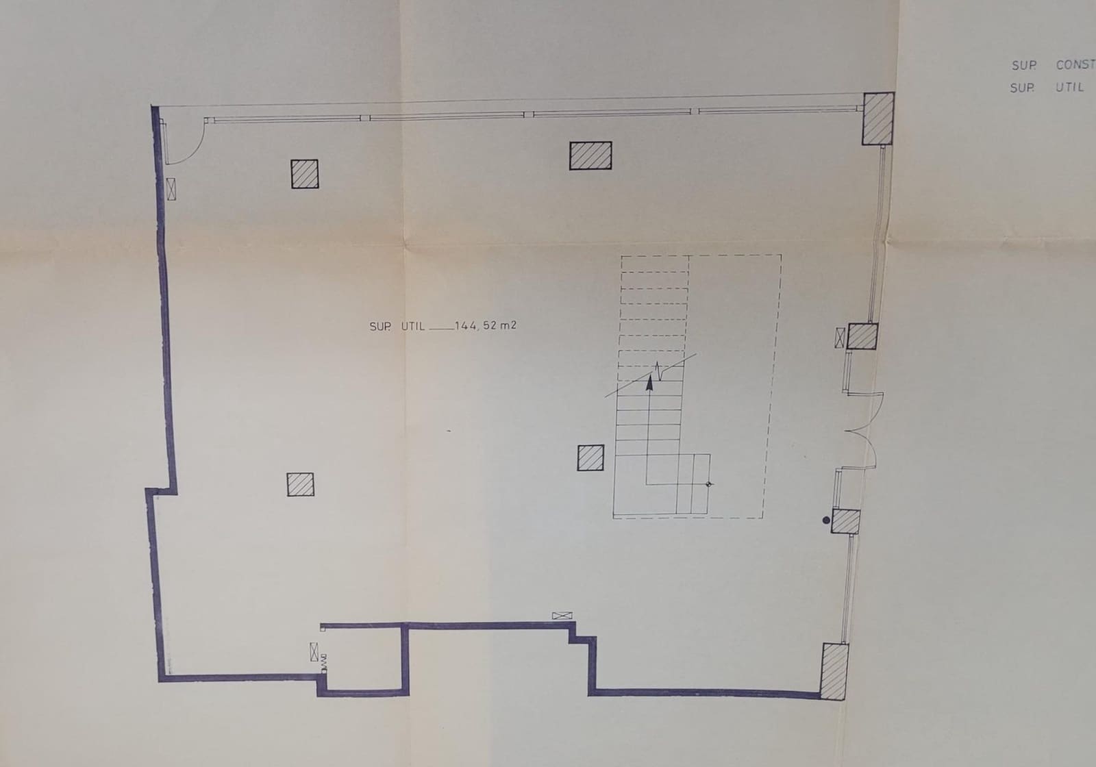 Commercieel te huur in Vinaros - € 2.000 (Ref: 9936430)