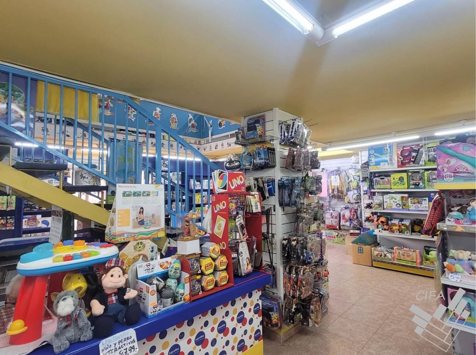 Commercieel te huur in Vinaros - € 2.000 (Ref: 9936430)