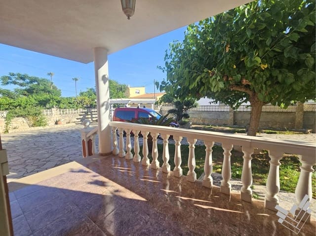5 soverom Villa til salgs i Vinaròs med garasje - € 390 000 (Ref: 9938241)