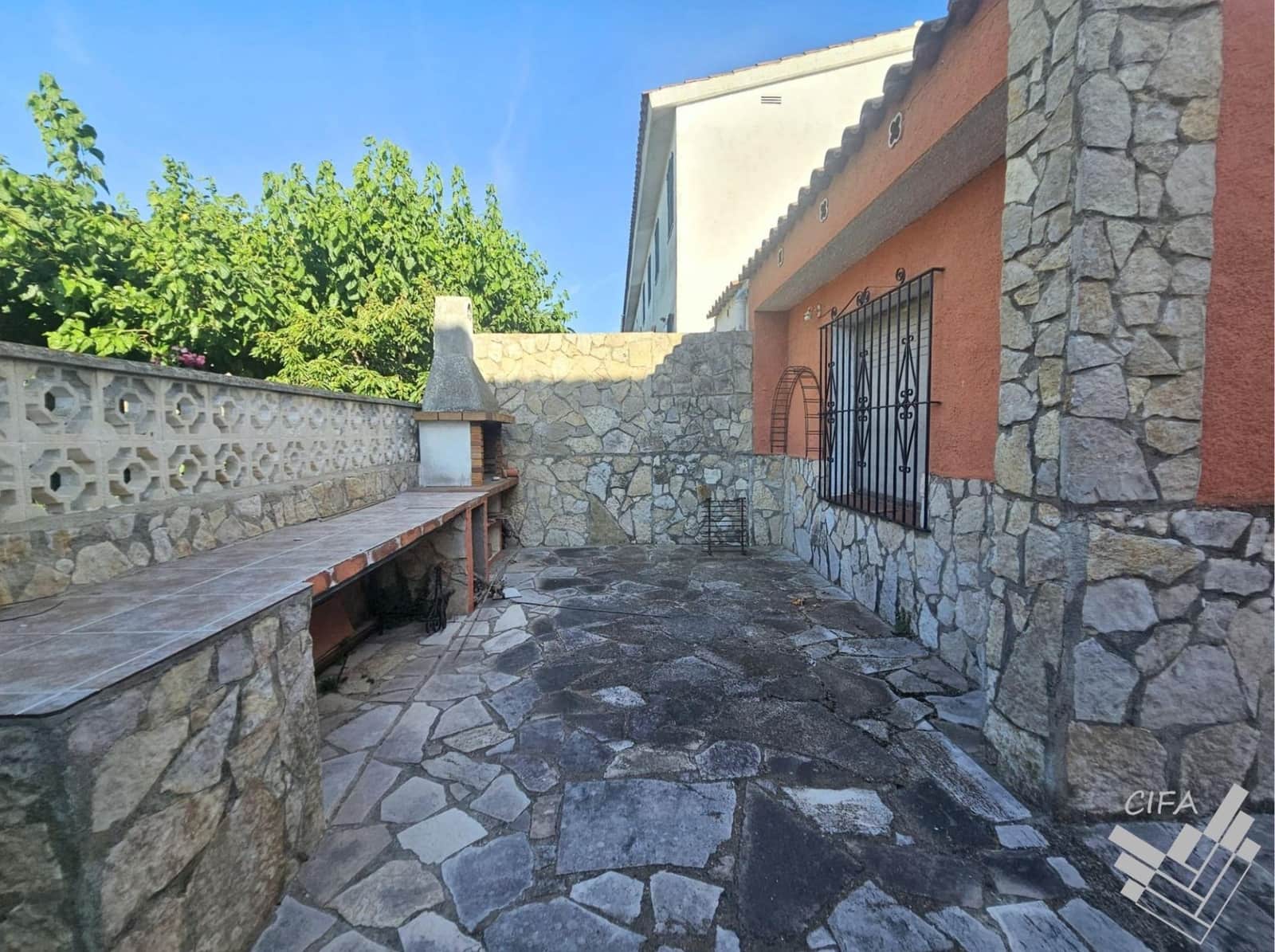 5 soverom Villa til salgs i Vinaros med garasje - € 390 000 (Ref: 9938241)