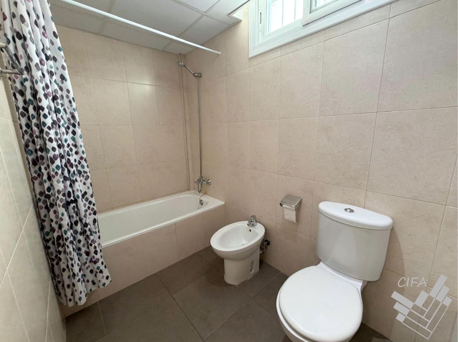 3 slaapkamer Flat te koop in Vinaros met zwembad - € 175.000 (Ref: 9940011)
