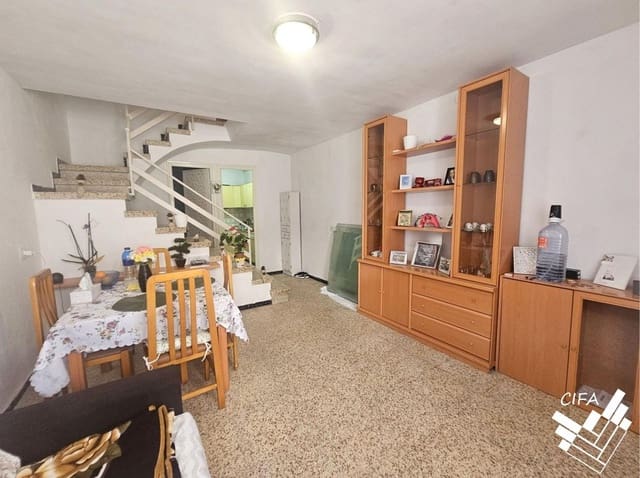 3 soveværelse Rækkehus til salg i La Sénia - € 79.000 (Ref: 9945745)