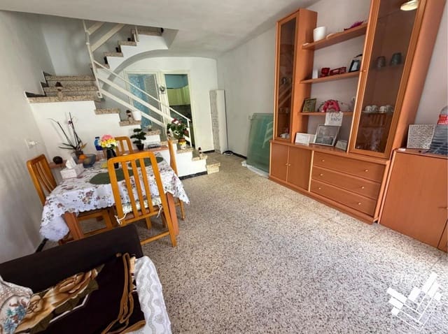 3 soveværelse Rækkehus til salg i La Sénia - € 79.000 (Ref: 9945745)
