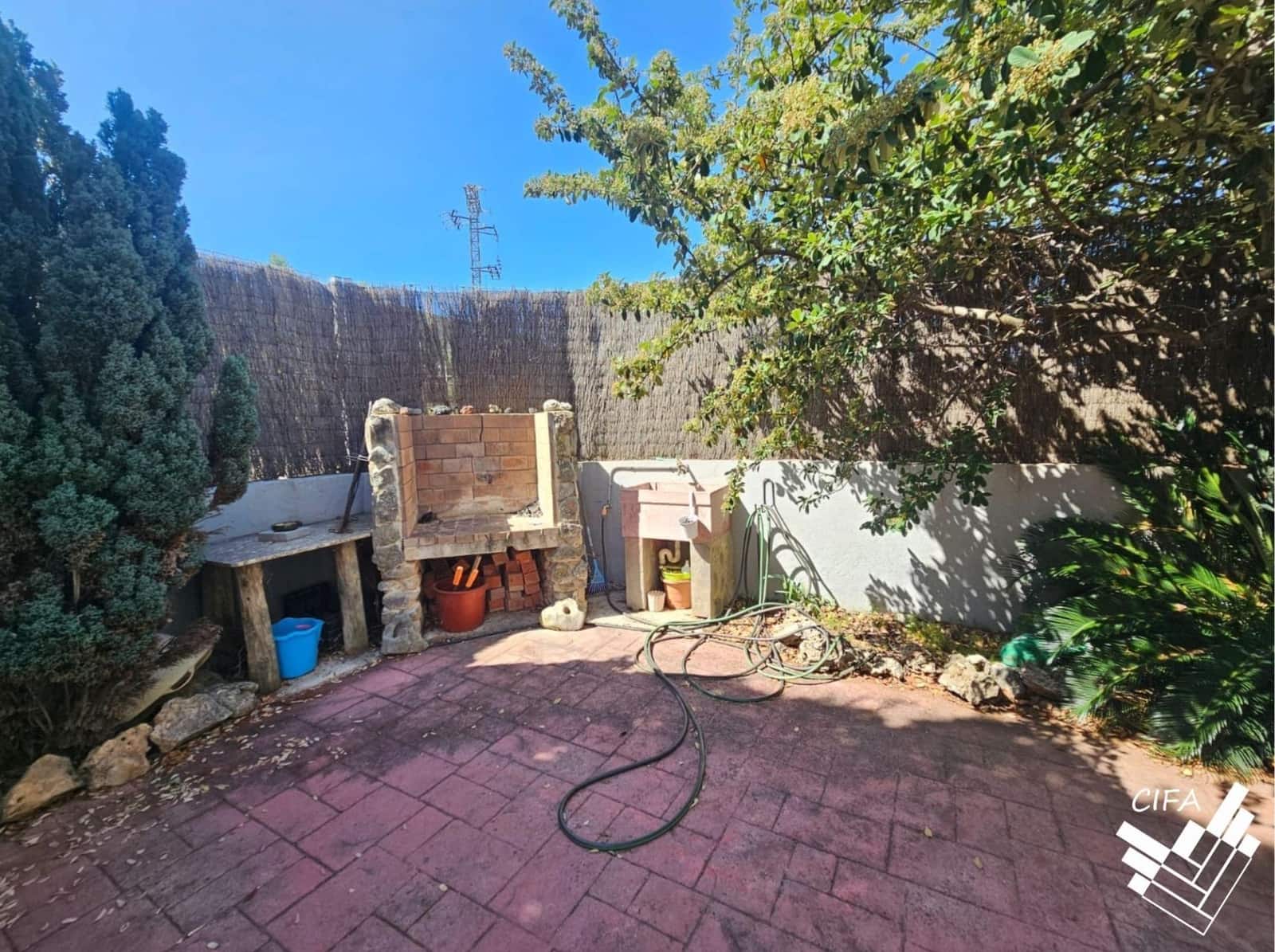 4 slaapkamer Villa te koop in Santa Magdalena de Polpis met garage - € 465.000 (Ref: 9947949)