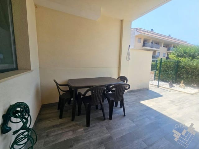 2 slaapkamer Rijtjeshuis te koop in Sant Jordi met zwembad - € 198.000 (Ref: 9952664)