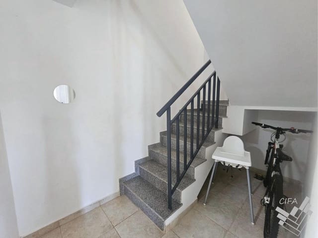 2 slaapkamer Rijtjeshuis te koop in Sant Jordi met zwembad - € 198.000 (Ref: 9952664)