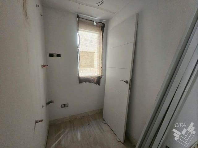 2 bedroom Flat for sale in Vinaròs - € 176,000 (Ref: 9959814)