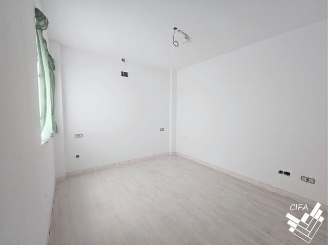 2 bedroom Flat for sale in Vinaròs - € 176,000 (Ref: 9959814)