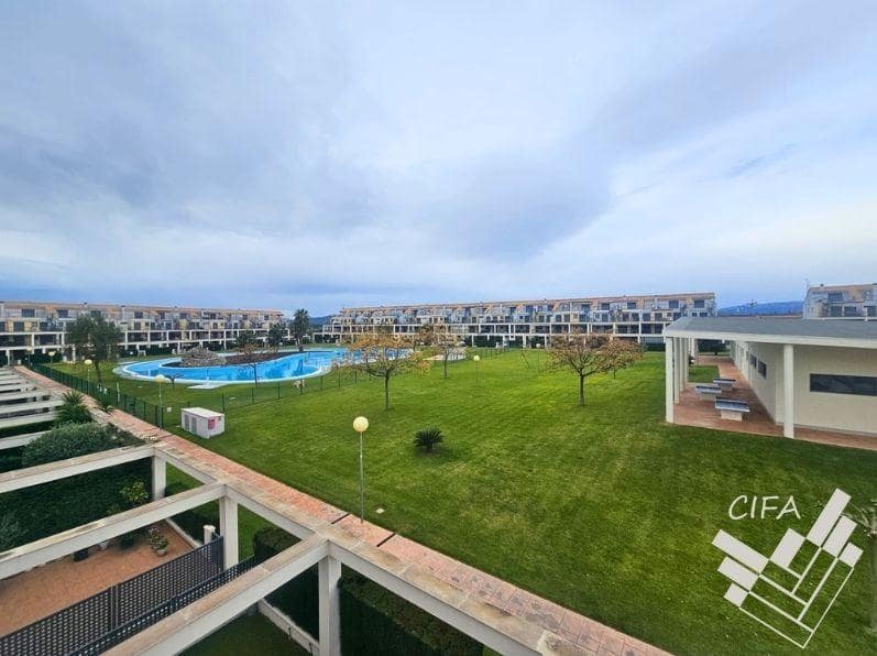 2 sypialnia Mieszkanie do wynajęcia w Sant Jordi z basenem garażem - 650 € (Ref: 9977356)