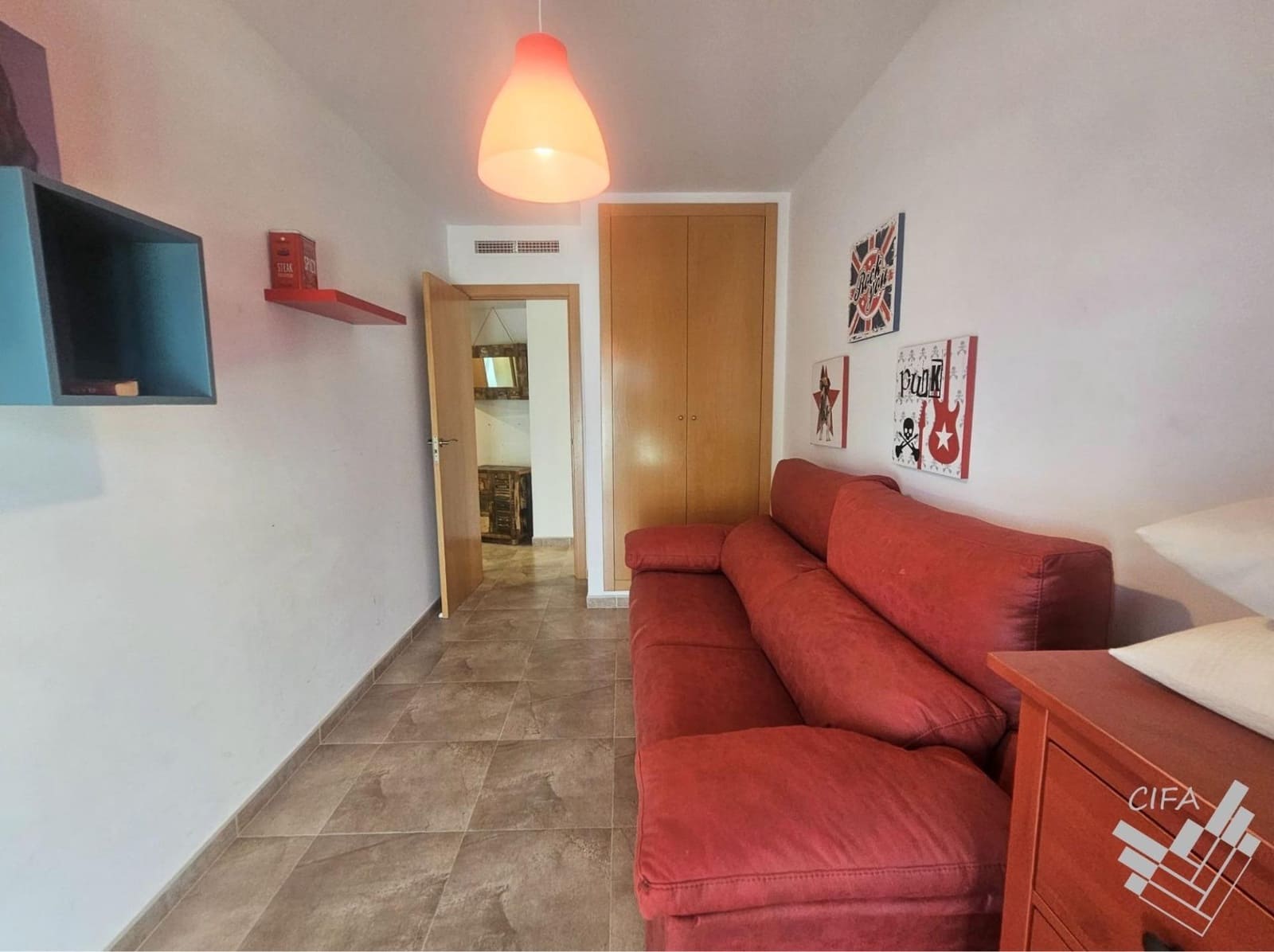 2 sypialnia Mieszkanie do wynajęcia w Sant Jordi z basenem garażem - 650 € (Ref: 9977356)