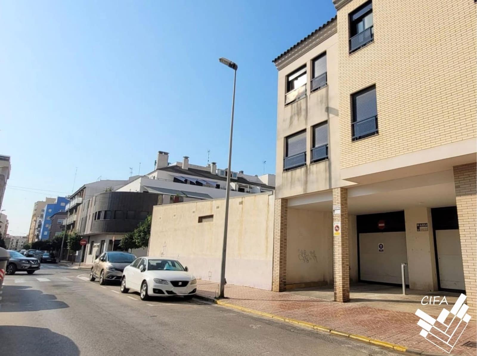 Autotalli myytävänä paikassa Vinaros - 18 500 € (Ref: 9986911)