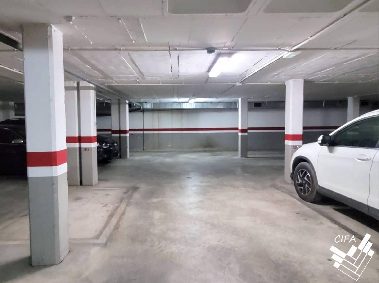 Autotalli myytävänä paikassa Vinaros - 18 500 € (Ref: 9986911)