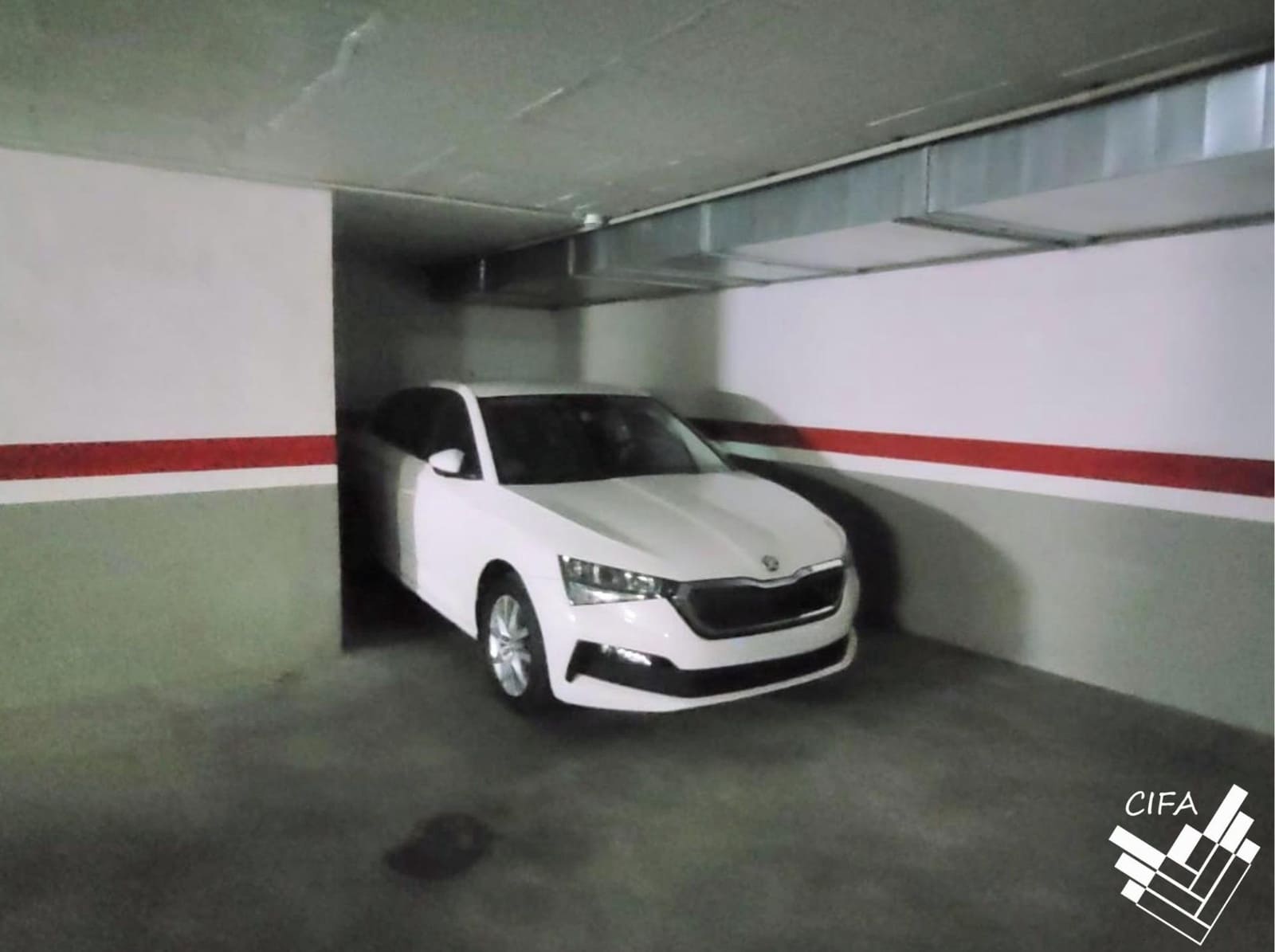 Autotalli myytävänä paikassa Vinaros - 18 500 € (Ref: 9986911)