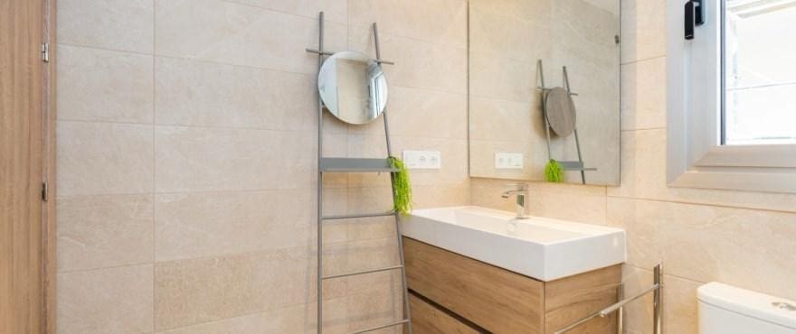 2 sovrum Lägenhet till salu i Estepona med pool garage - 370 000 € (Ref: 10094282)
