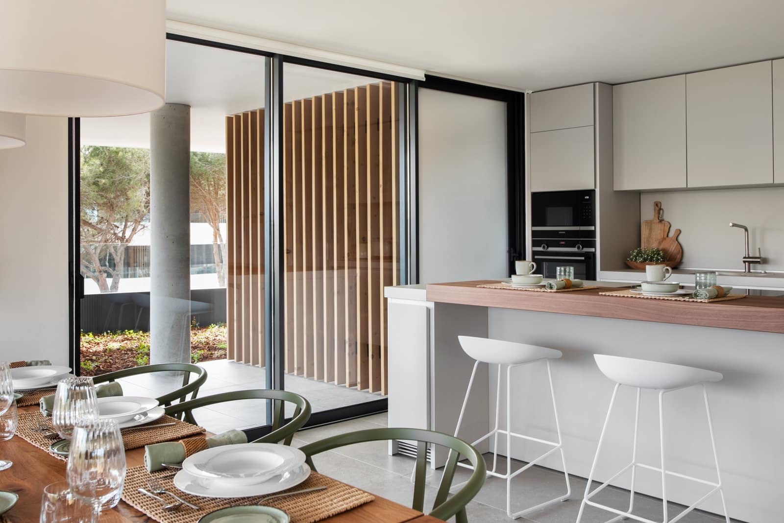 2 Zimmer Apartment zu verkaufen in Sotogrande mit Pool Garage - 950.000 € (Ref: 10094285)