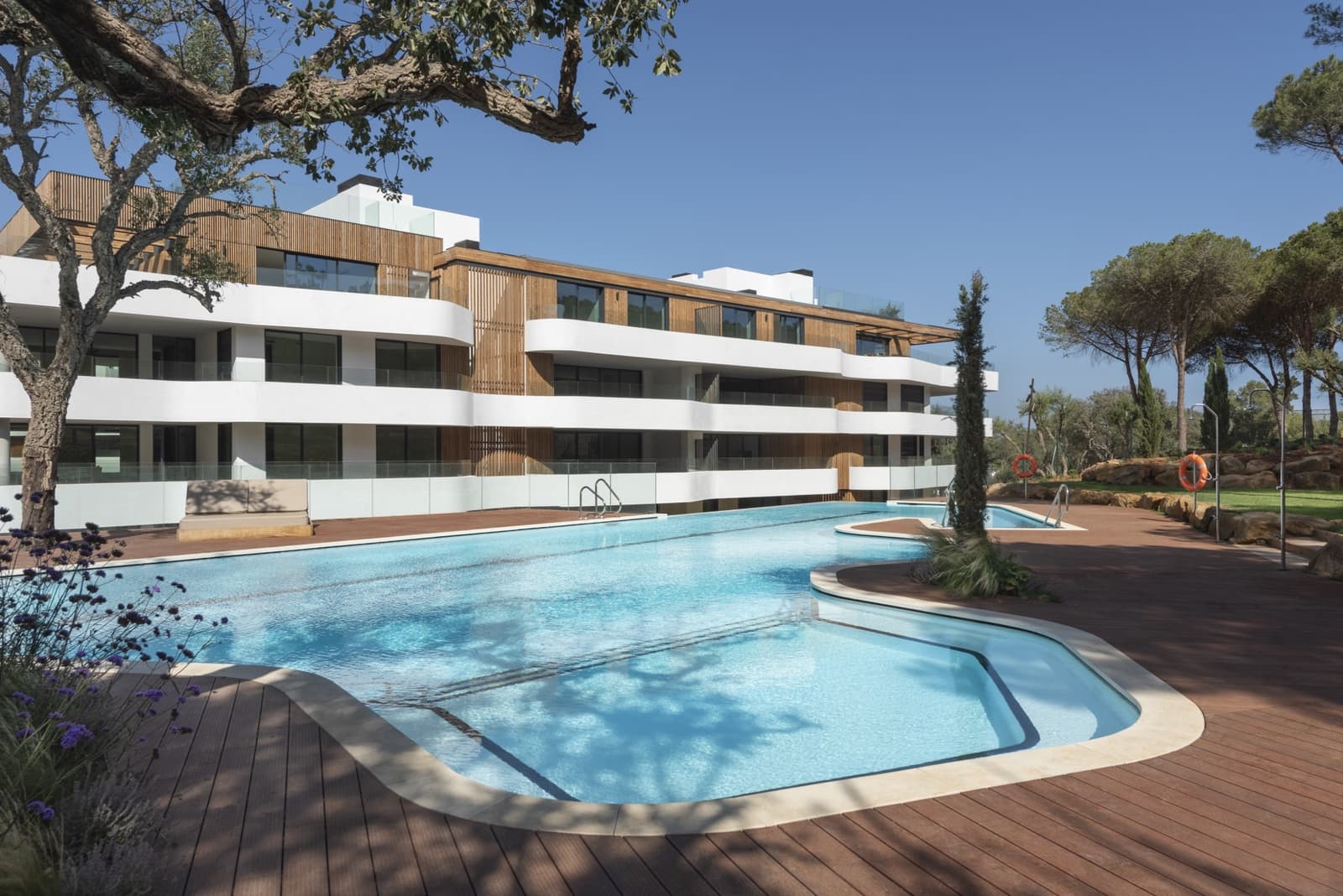 2 Zimmer Apartment zu verkaufen in Sotogrande mit Pool Garage - 950.000 € (Ref: 10094285)
