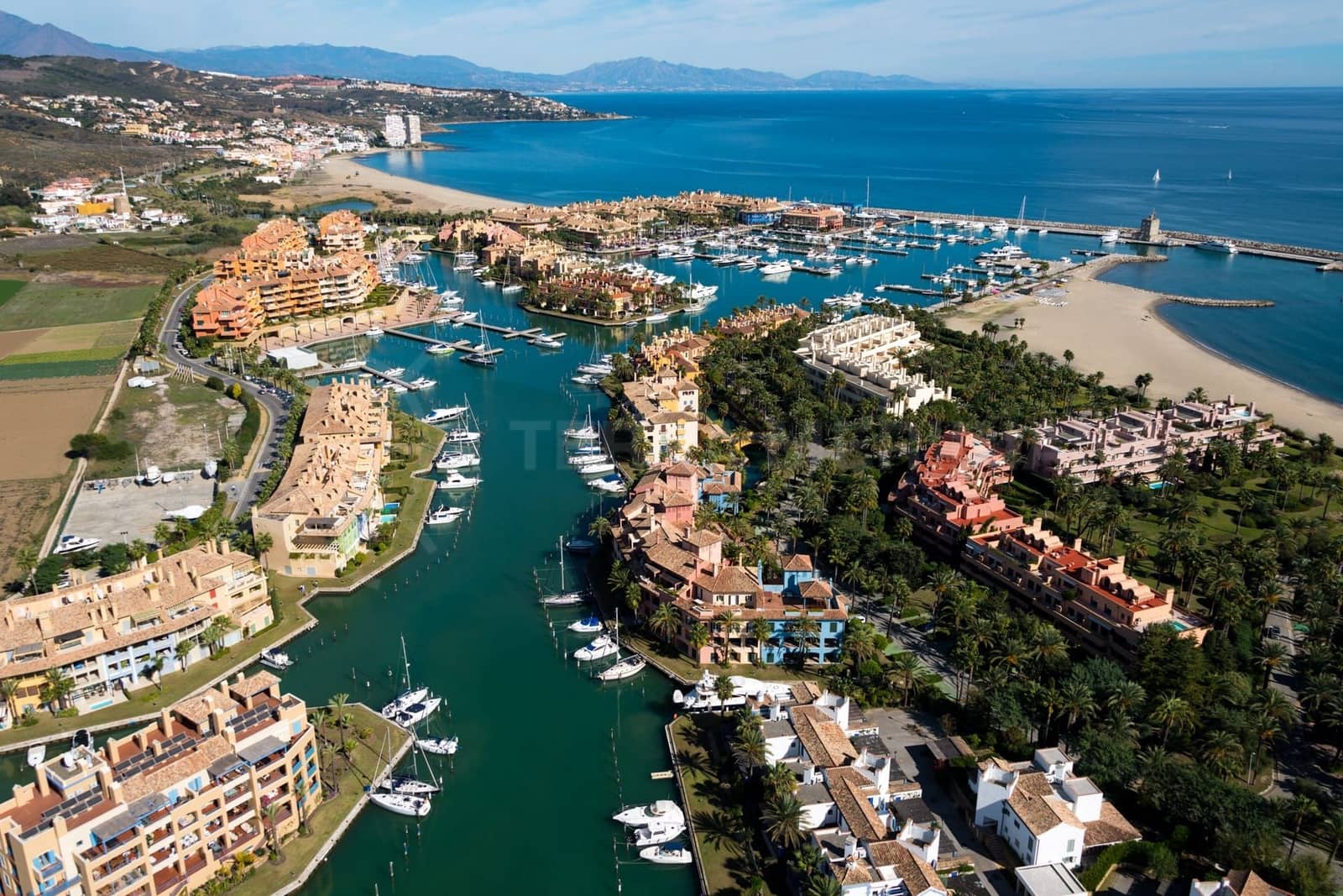 5 quarto Moradia para venda em Sotogrande com piscina garagem - 5 150 000 € (Ref: 10094288)