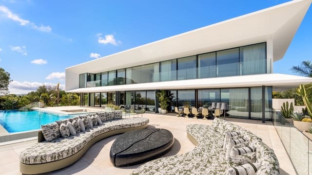 6 Zimmer Villa zu verkaufen in Sotogrande, San Roque mit Pool Garage - 9.950.000 € (Ref: 10094290)