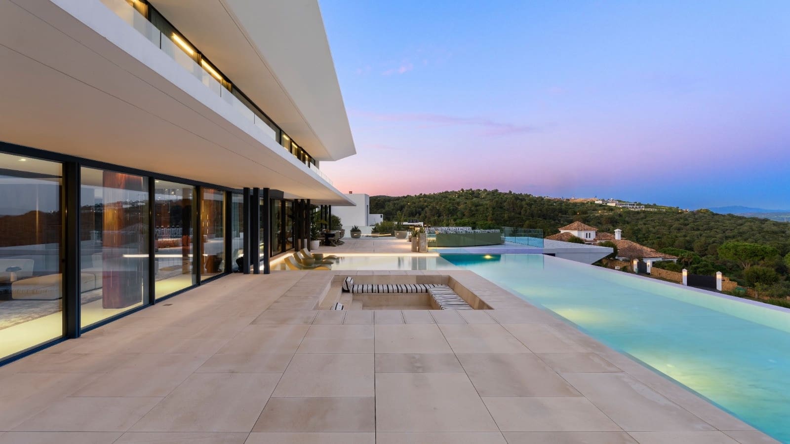 6 sovrum Villa till salu i Sotogrande med pool garage - 9 950 000 € (Ref: 10094290)