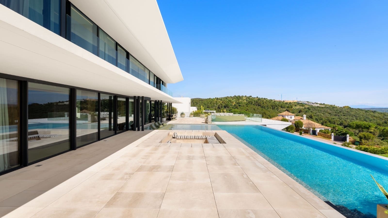 6 sovrum Villa till salu i Sotogrande med pool garage - 9 950 000 € (Ref: 10094290)