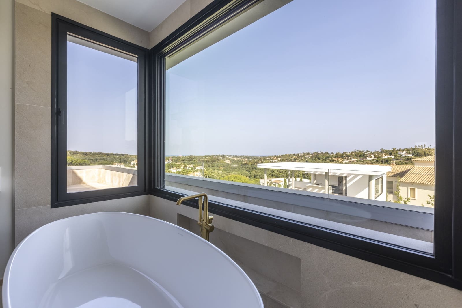 8 slaapkamer Villa te koop in Sotogrande met zwembad garage - € 6.975.000 (Ref: 8577509)