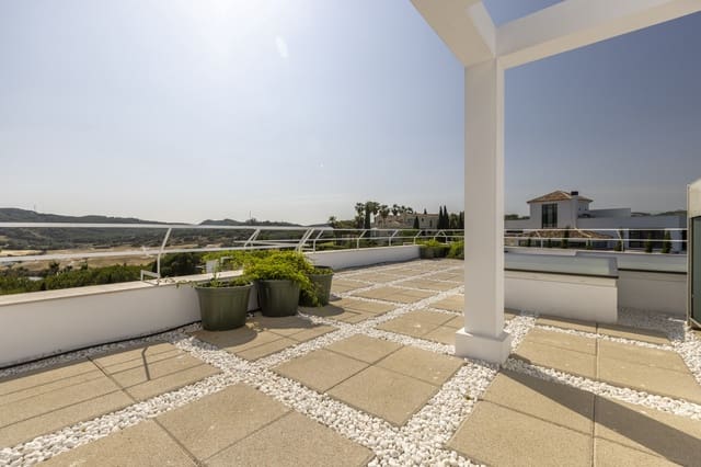 8 slaapkamer Villa te koop in Sotogrande Alto, San Roque met zwembad garage - € 6.975.000 (Ref: 8577509)