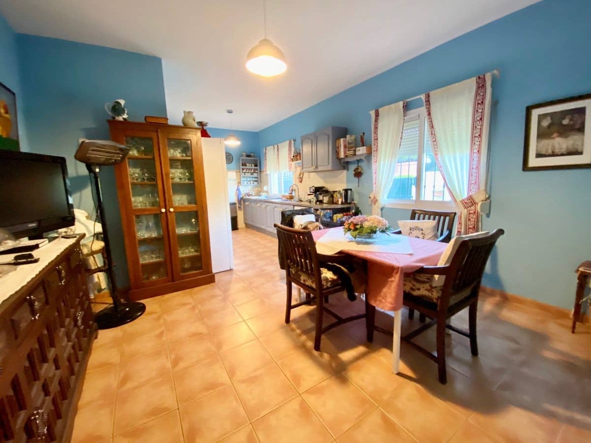 4 camera da letto Villa in vendita in Pueblo Nuevo de Guadiaro con piscina garage - 875.000 € (Rif: 8610961)