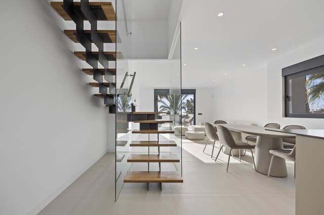 3 chambre Penthouse à vendre à El Paraiso, Estepona avec piscine garage - 659 000 € (Ref: 8902881)