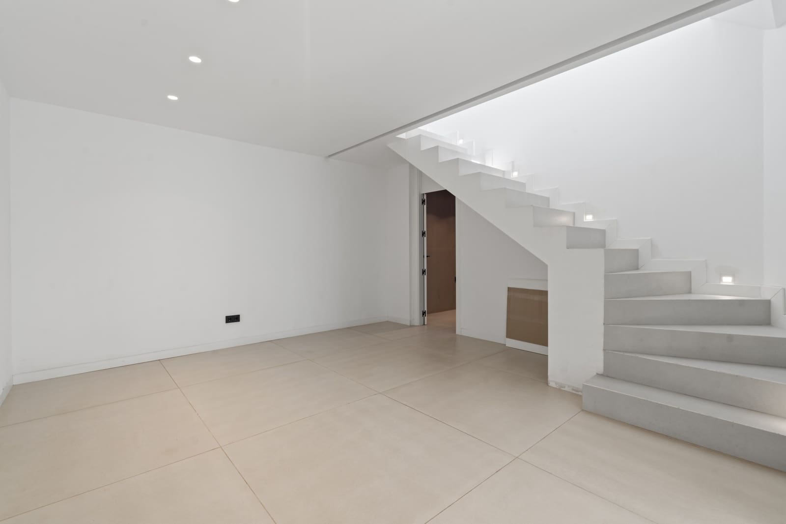 4 sovrum Lägenhet till salu i El Paraiso med pool garage - 915 000 € (Ref: 8903262)