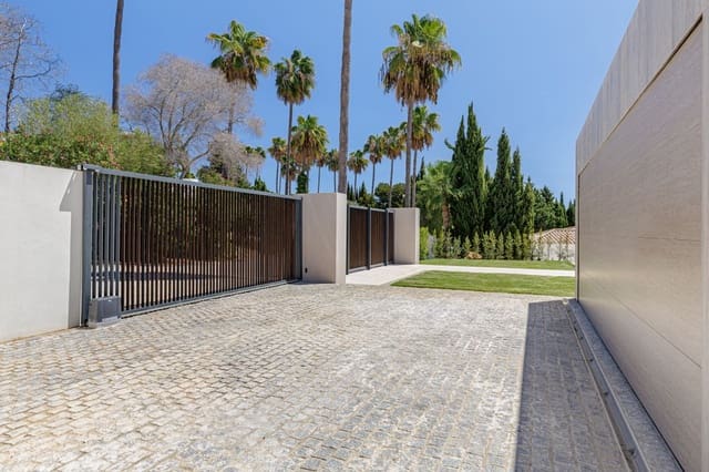 4 camera da letto Villa in vendita in Sotogrande, San Roque con piscina garage - 2.350.000 € (Rif: 8951273)