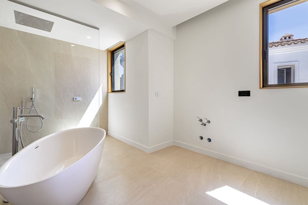 4 camera da letto Villa in vendita in Sotogrande con piscina garage - 2.350.000 € (Rif: 8951273)