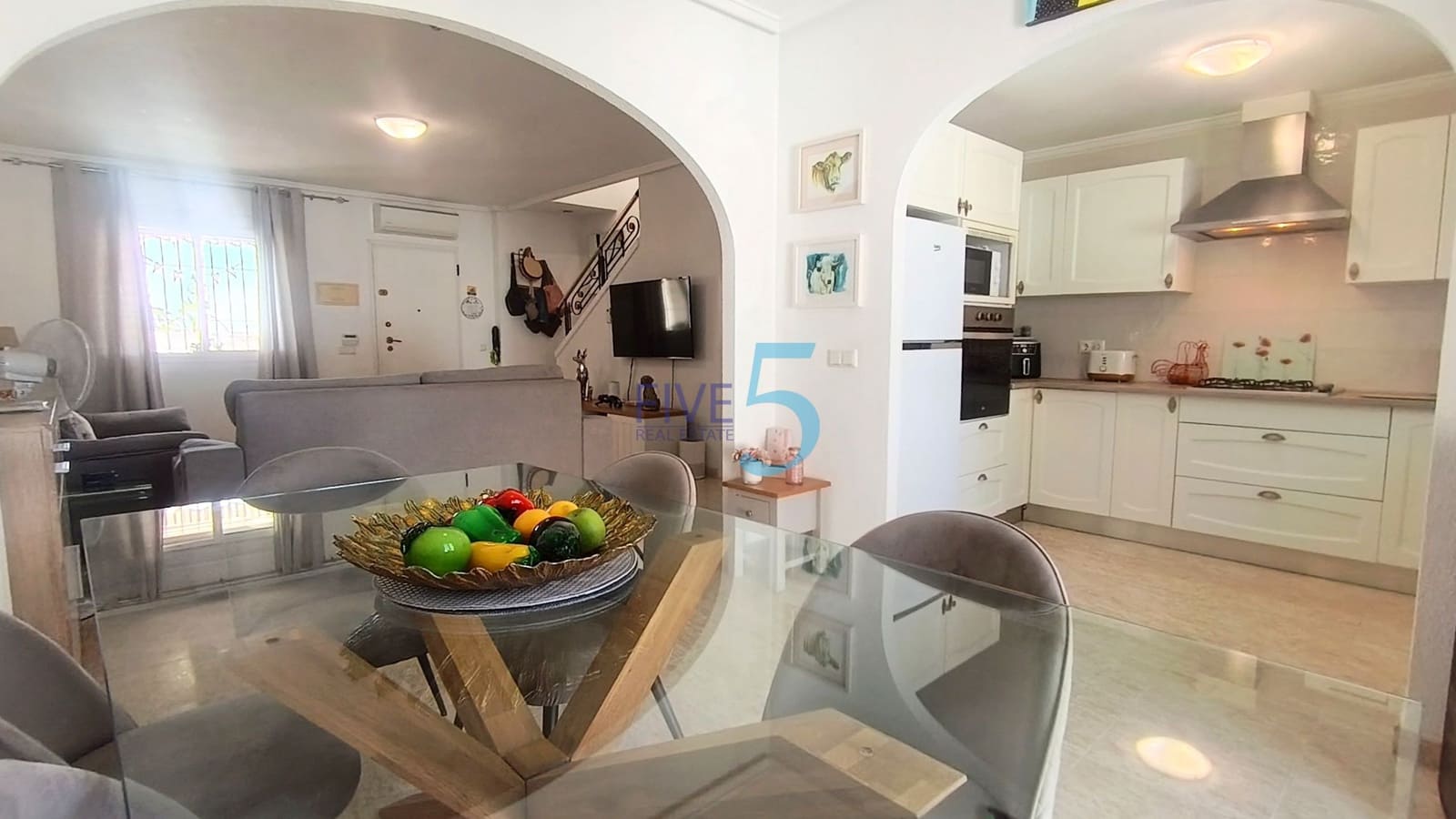Casa de 3 habitaciones en Ciudad Quesada en venta con piscina garaje - 259.000 € (Ref: 10000062)