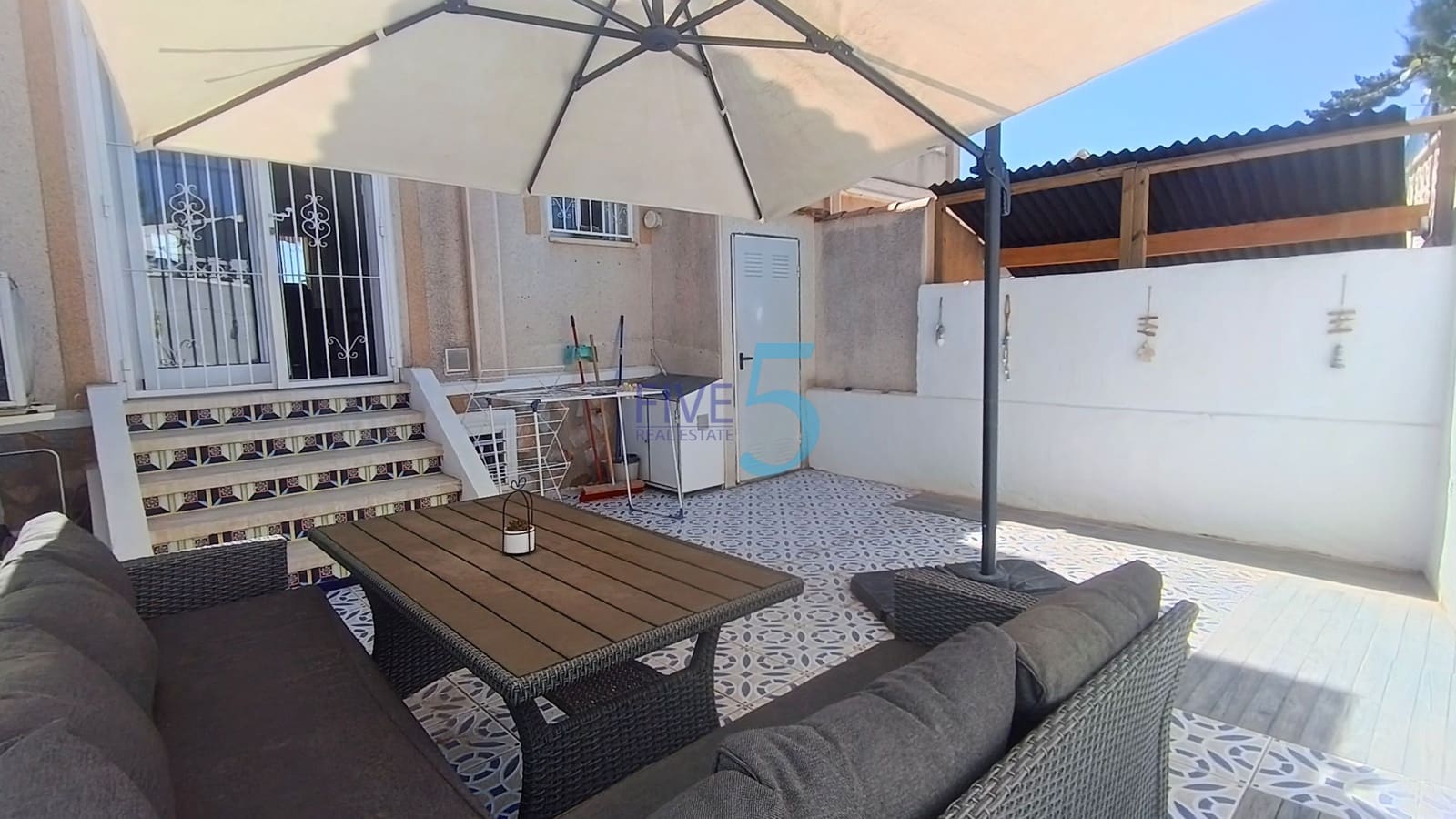 Casa de 3 habitaciones en Ciudad Quesada en venta con piscina garaje - 259.000 € (Ref: 10000062)