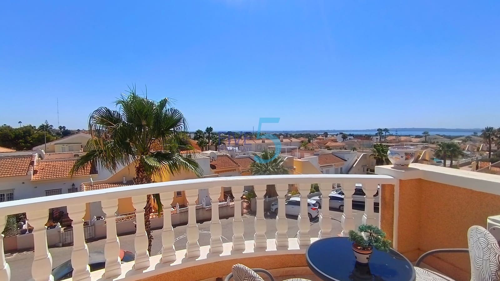 Casa de 3 habitaciones en Ciudad Quesada en venta con piscina garaje - 259.000 € (Ref: 10000062)