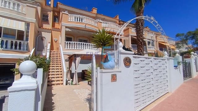 Casa de 3 habitaciones en Ciudad Quesada, Rojales en venta con piscina garaje - 259.000 € (Ref: 10000062)